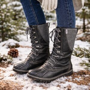 LL Bean Black Leather Duck Boots Lace Up Winter Snow 6 waterproof Gorpcore hike